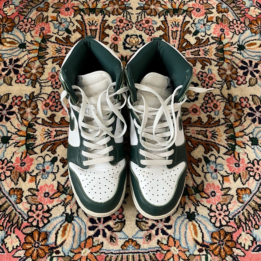Nike Dunk Hi (Spartan) Size 11